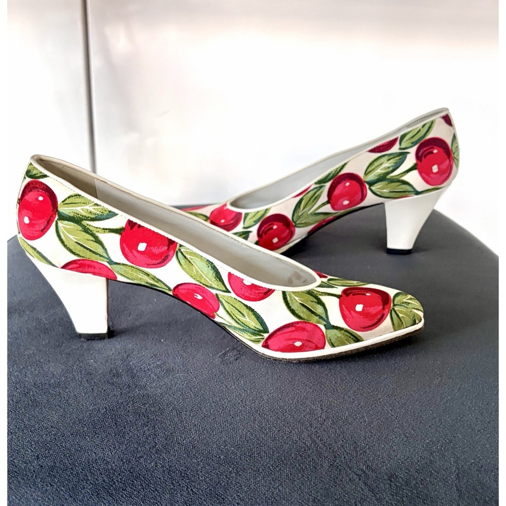 Enrico Coveri Cherry 🍒 Heels Italy Vintage Size 6